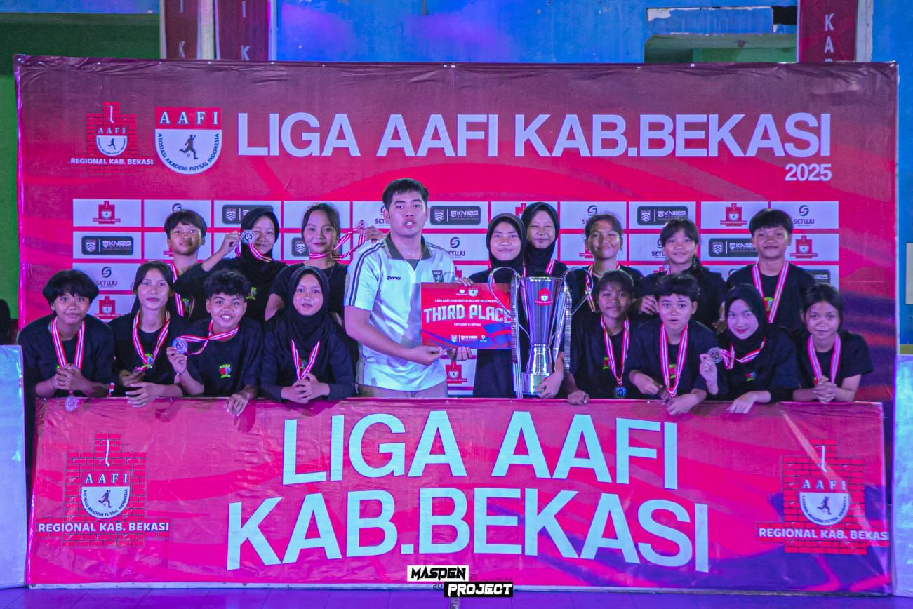 Prestasi Gemilang Siswi SMA Widya Nusantara di Ajang Futsal AAFI U-17 Putri Kabupaten Bekasi